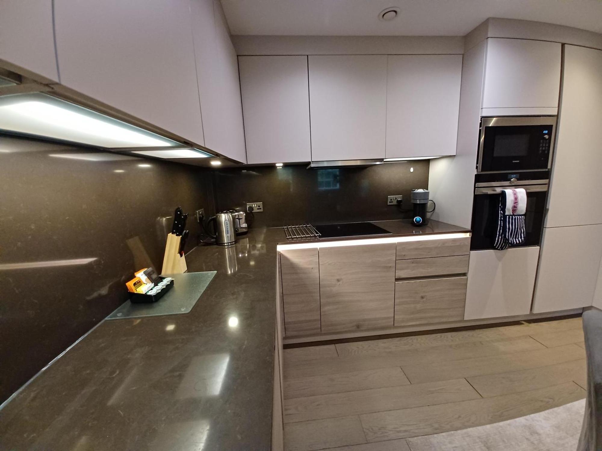 Buckingham Palace Residences By Aeria Apartments 伦敦 外观 照片