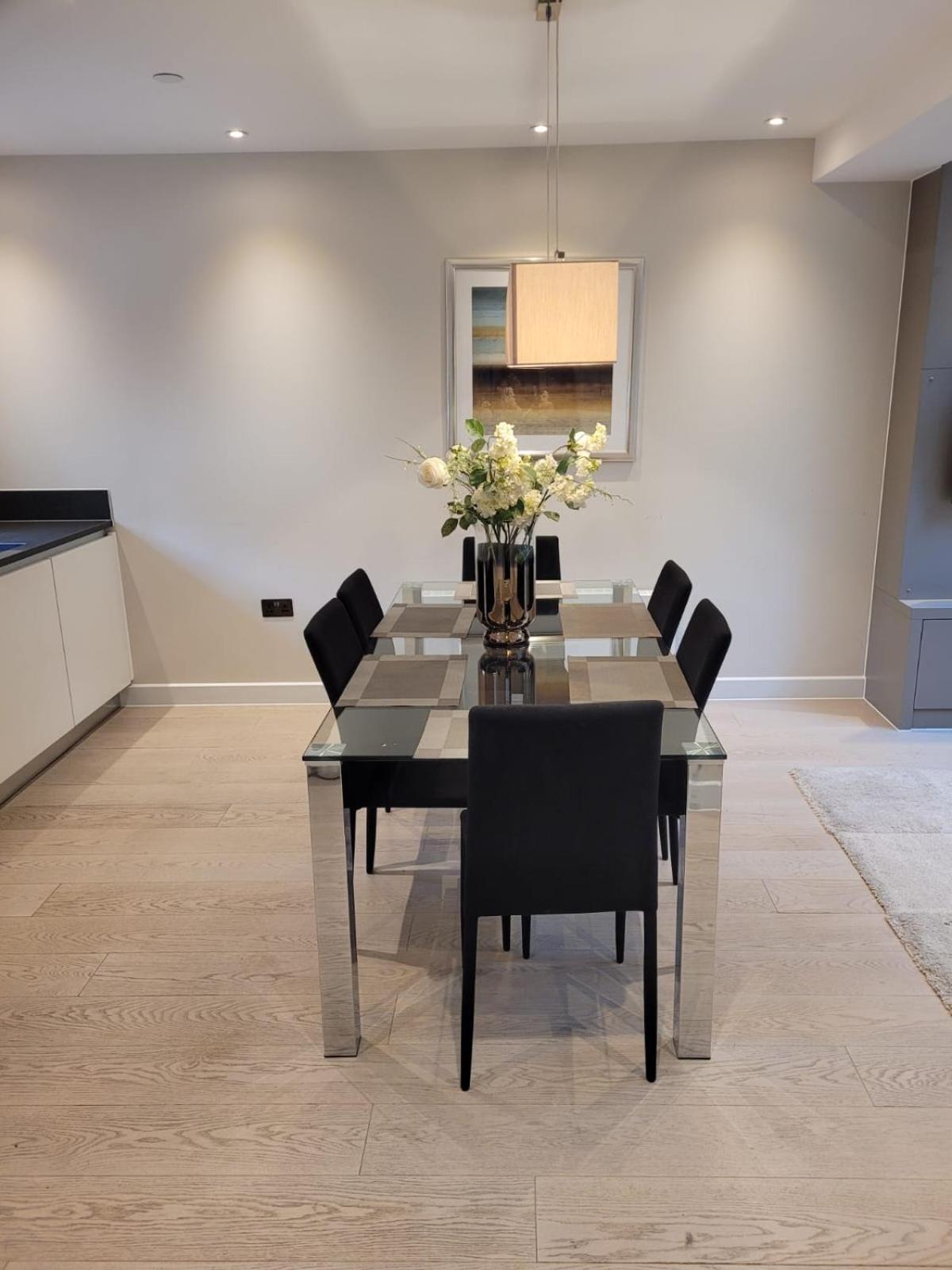 Buckingham Palace Residences By Aeria Apartments 伦敦 外观 照片