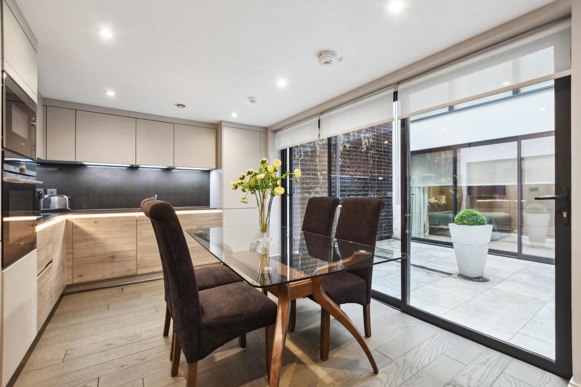 Buckingham Palace Residences By Aeria Apartments 伦敦 外观 照片